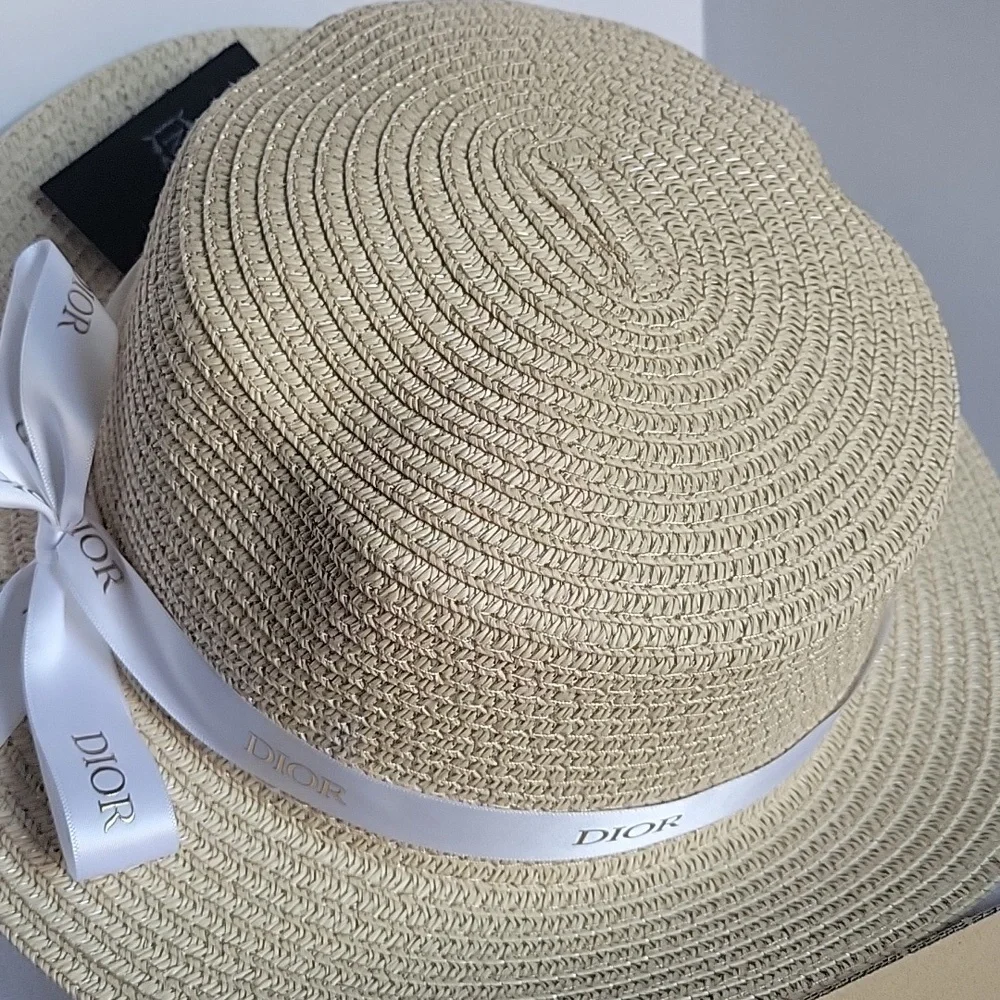DIOR White&Gold Ribbon - Picture 3 of 4
